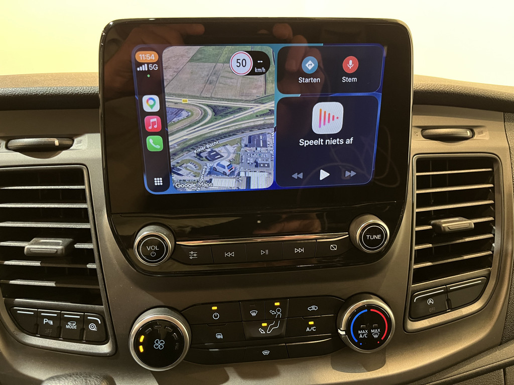 Ford Transit Custom 280 2.0 TDCI L1H1 Trend 130 PK Automaat / Euro 6 / Schuifdeur L + R / Airco / CarPlay / Cruise Control Adap. / Trekhaak / Navigatie / 3-Zits 9