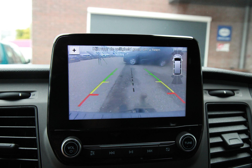 Ford Transit Custom 280 2.0 TDCI L1H1 Trend / Trekhaak / 3 zits / Sync 3 / Camera / Cruise 15