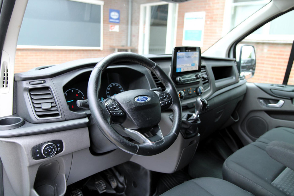 Ford Transit Custom 280 2.0 TDCI L1H1 Trend / Trekhaak / 3 zits / Sync 3 / Camera / Cruise 16