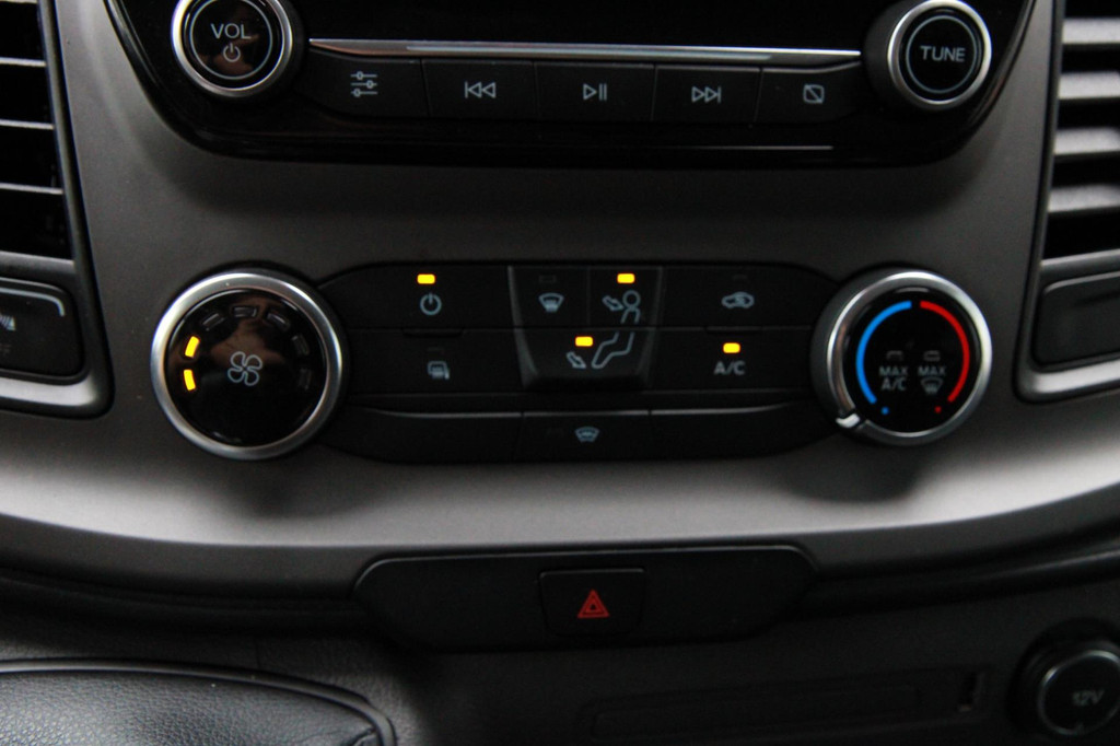 Ford Transit Custom 280 2.0 TDCI L1H1 Trend / Trekhaak / 3 zits / Sync 3 / Camera / Cruise 21