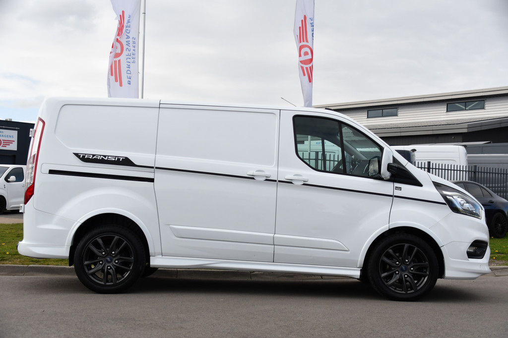 Ford Transit Custom 290 2.0 TDCI L1H1 Sport Camera, Cruise, LED, Leder, Stoelverwarming, 170pk, Automaat, Trekhaak, Voorruit verwarming, Uniek! 10