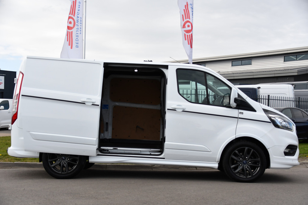 Ford Transit Custom 290 2.0 TDCI L1H1 Sport Camera, Cruise, LED, Leder, Stoelverwarming, 170pk, Automaat, Trekhaak, Voorruit verwarming, Uniek! 12