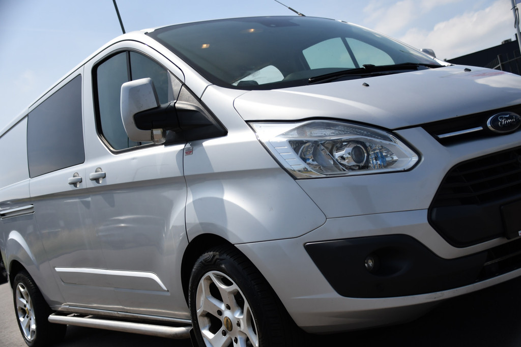 Ford Transit Custom 290 2.0 TDCI L2H1 Limited DC Camera, Cruise, Sensoren, 2 x Schuifdeur, 170pk, Automaat, Trekhaak, Leder, Uniek! 17