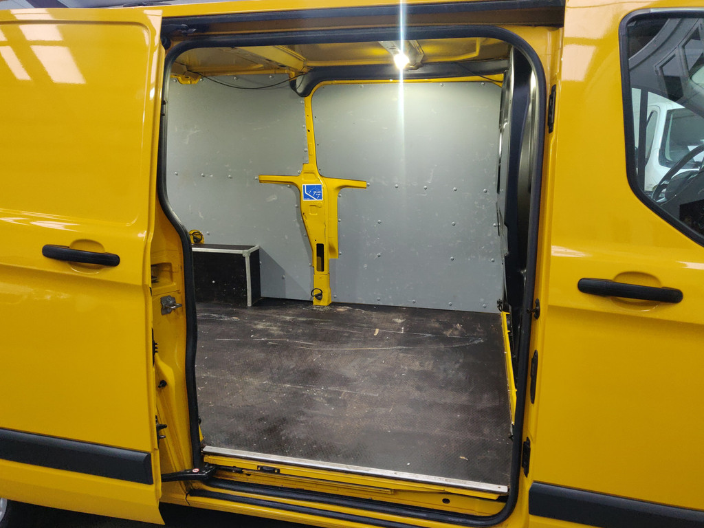 Ford Transit Custom 290 2.0 TDCI L2H1 Trend E6 10