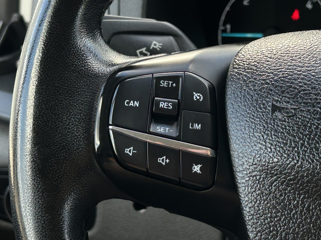 Ford Transit Custom 300 2.0 TDCI 105 PK / L1H1 / 1e EIG. / 80.552 KM !! / AIRCO / CRUISE / STOELVERWARMING / 2X SCHUIFDEUR / CAMERA / BLUETOOTH 11