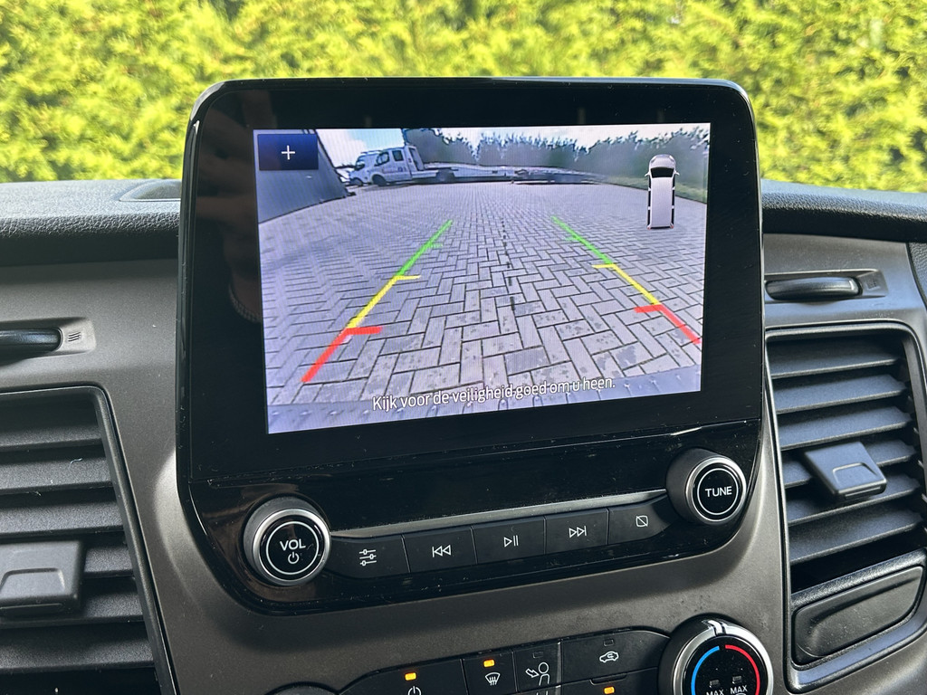 Ford Transit Custom 300 2.0 TDCI 130 PK AUTOMAAT / L2H1 / 1e EIG. / ADAPT CRUISE / AIRCO / CAMERA / NAVI / 3-ZITS 15