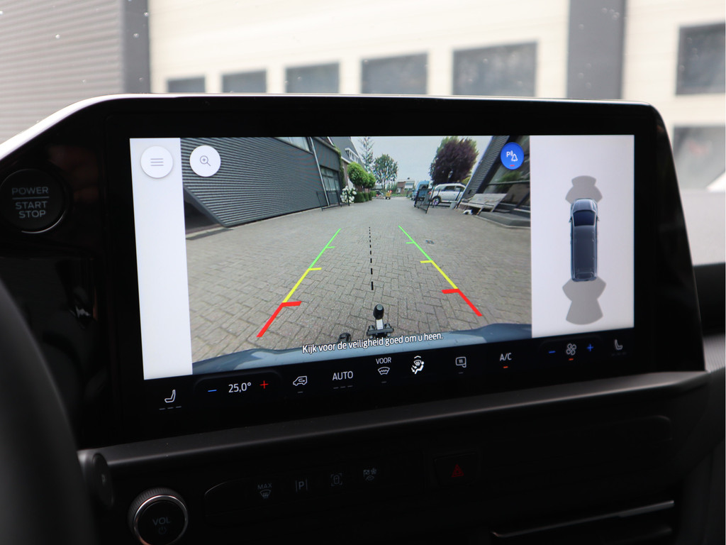 Ford Transit Custom 300 2.0 TDCI 136 pk L2 Lang - Limited - 2,5t kg Trekhaak 18