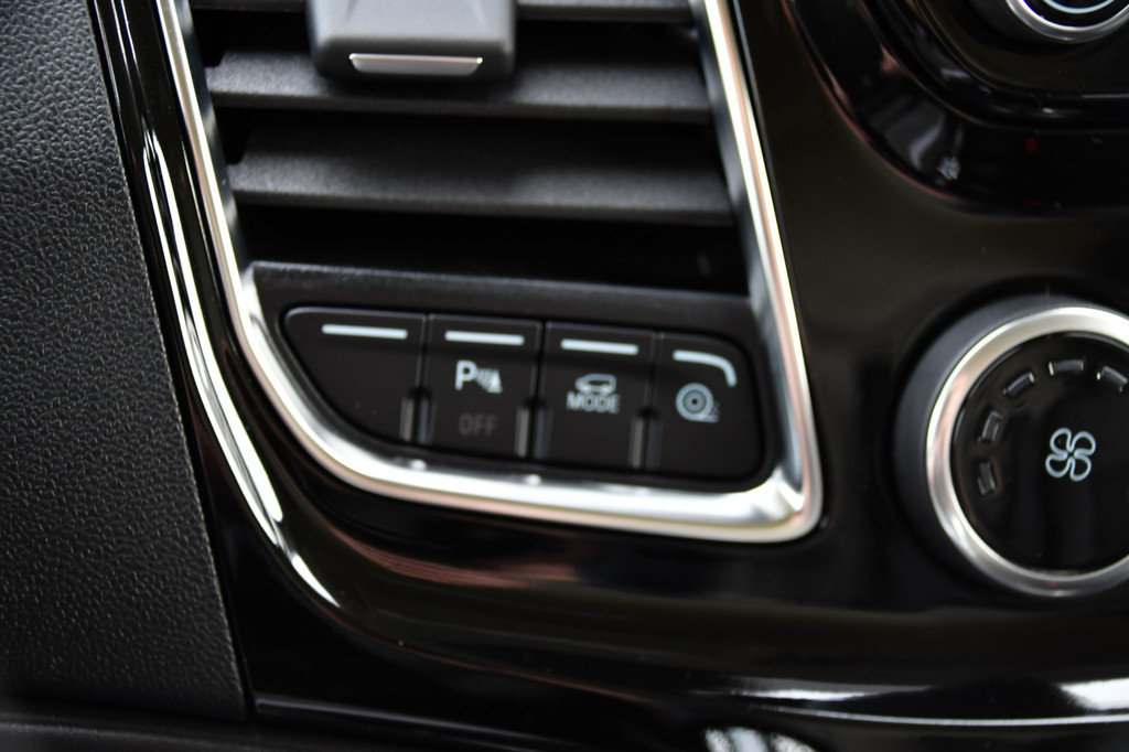 Ford Transit Custom 300 2.0 TDCI L1H1 Active Camera, Cruise, Carplay, Multimedia, LED, Stoelverwarming, 18