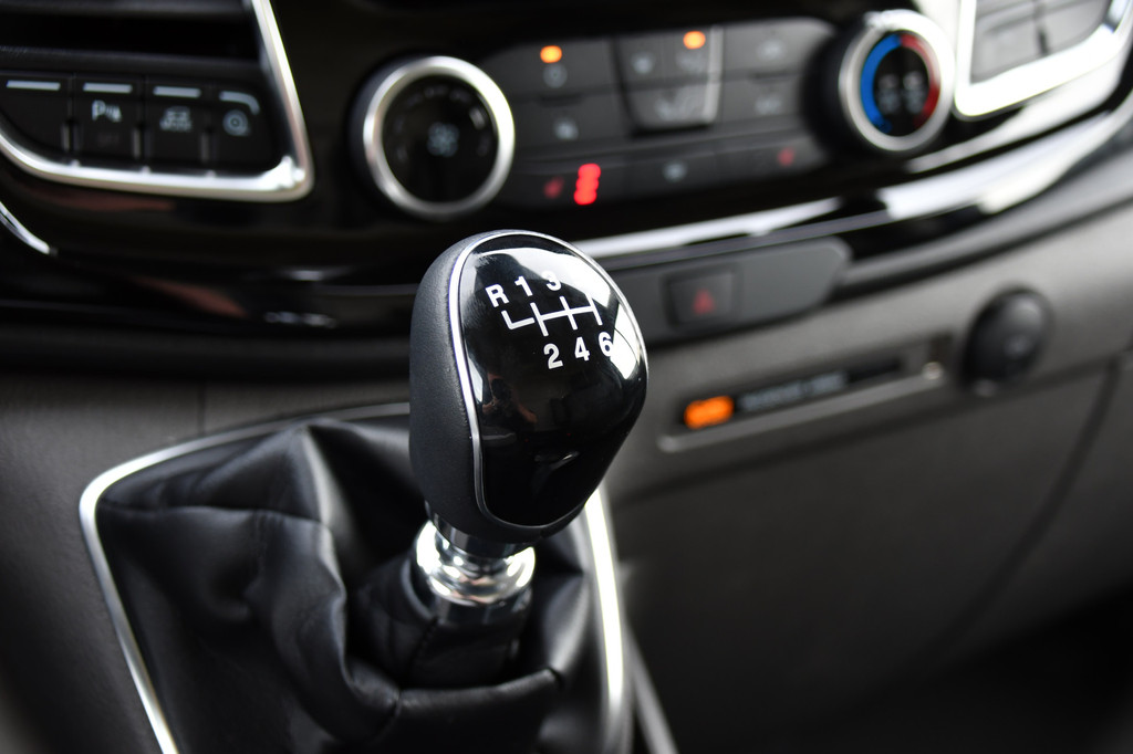 Ford Transit Custom 300 2.0 TDCI L1H1 Active Camera, Cruise, Carplay, Multimedia, LED, Stoelverwarming, 20