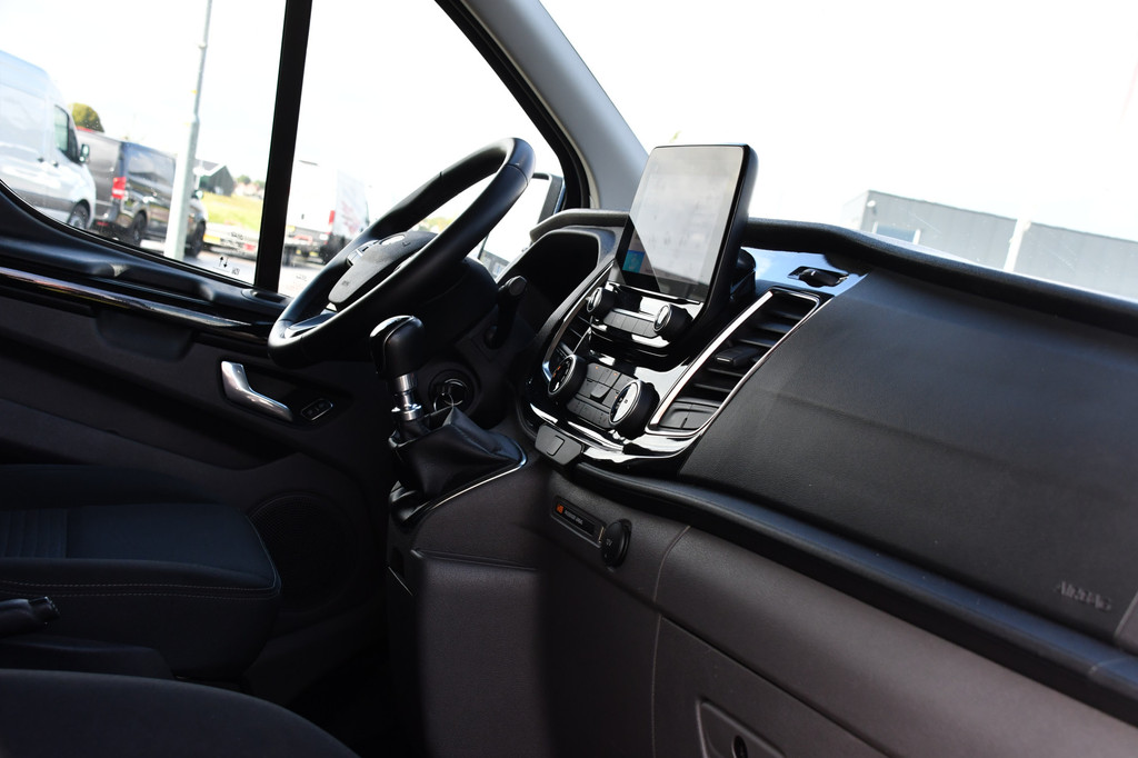 Ford Transit Custom 300 2.0 TDCI L1H1 DC Raptor Edition Camera, Cruise, Carplay, 130pk, Stoelverarming, Sport pakket, 2 x Schuifdeur, multimedia, Sensoren, Uniek! 12