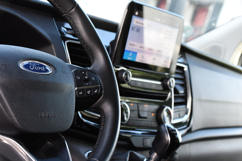 Ford Transit Custom 300 2.0 TDCI L1H1 DC Raptor Edition Camera, Cruise, Carplay, 130pk, Stoelverarming, Sport pakket, 2 x Schuifdeur, multimedia, Sensoren, Uniek! 15