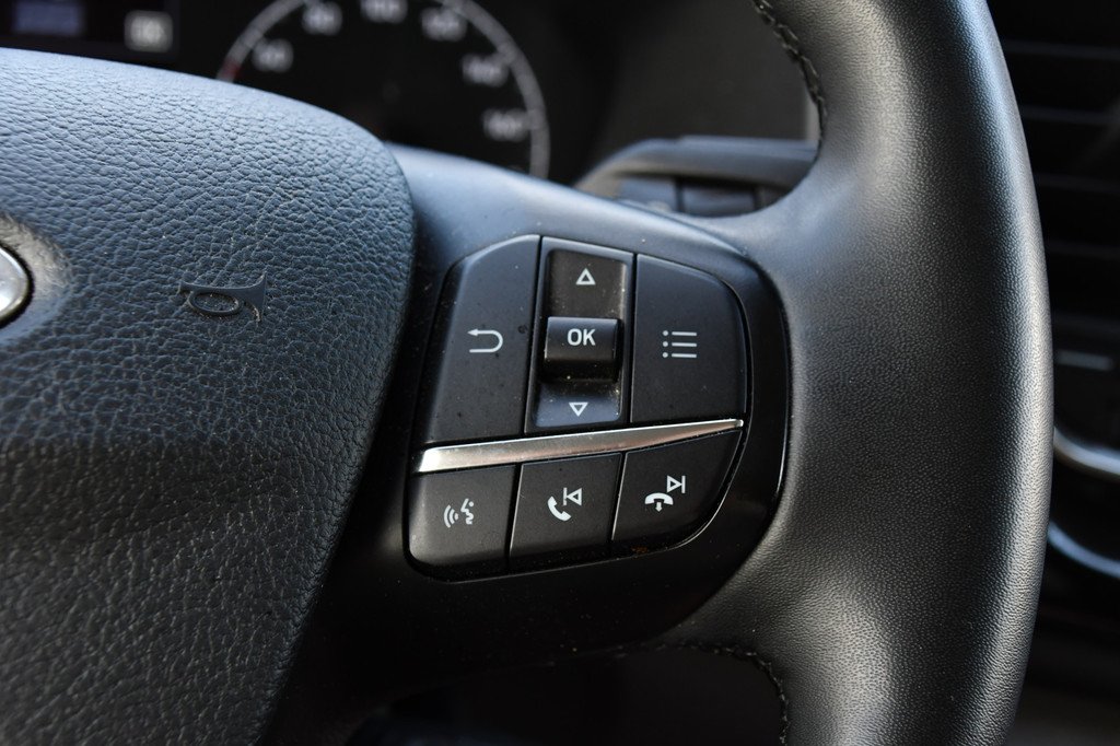 Ford Transit Custom 300 2.0 TDCI L1H1 DC Raptor Edition Camera, Cruise, Carplay, 130pk, Stoelverarming, Sport pakket, 2 x Schuifdeur, multimedia, Sensoren, Uniek! 19