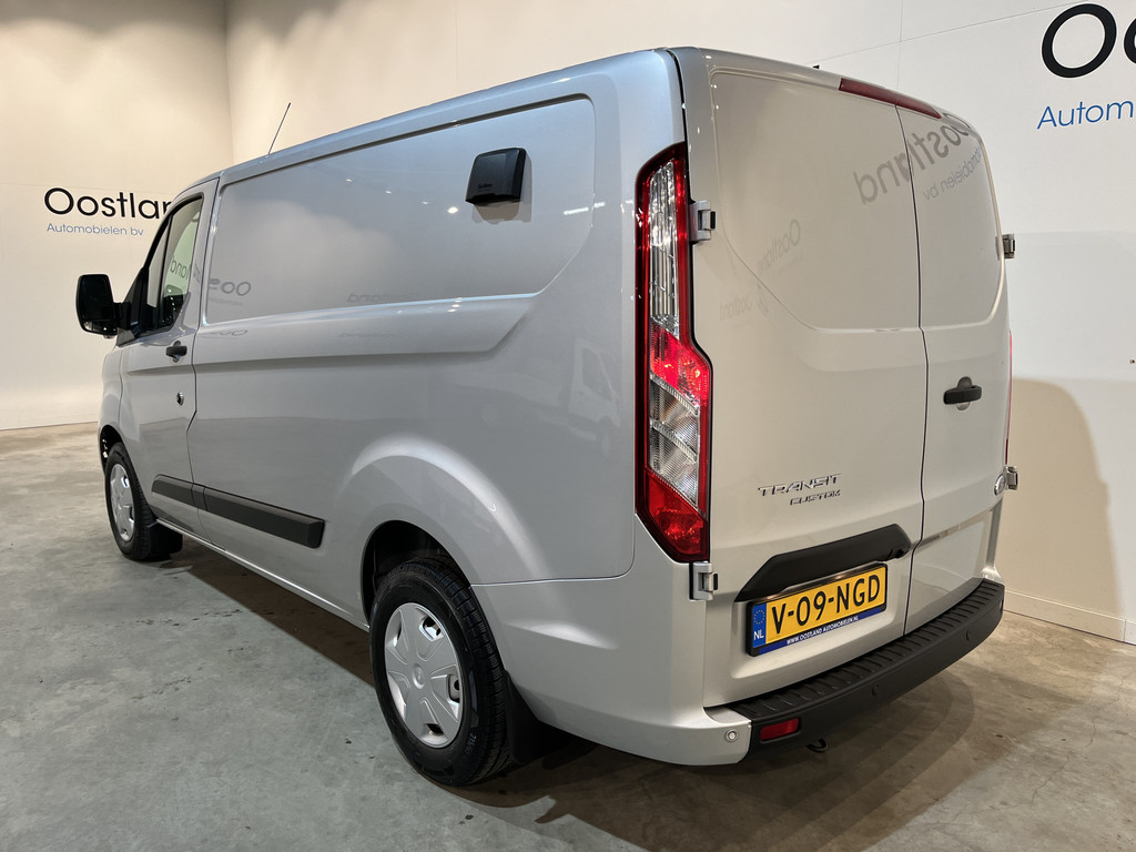 Ford Transit Custom 300 2.0 TDCI L1H1 Trend 130 PK / Euro 6 / Servicebus / Sortimo Inrichting / Airco / Cruise Control / Camera / CarPlay / Navigatie / 3-Zits 15