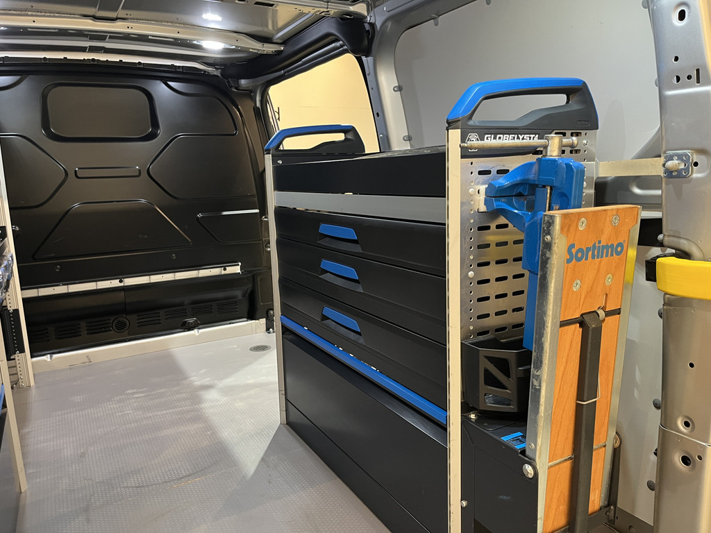 Ford Transit Custom 300 2.0 TDCI L1H1 Trend 130 PK Servicebus / Sortimo Inrichting / Euro 6 / Airco / CarPlay / Camera / Cruise Control / 3-Zits 13