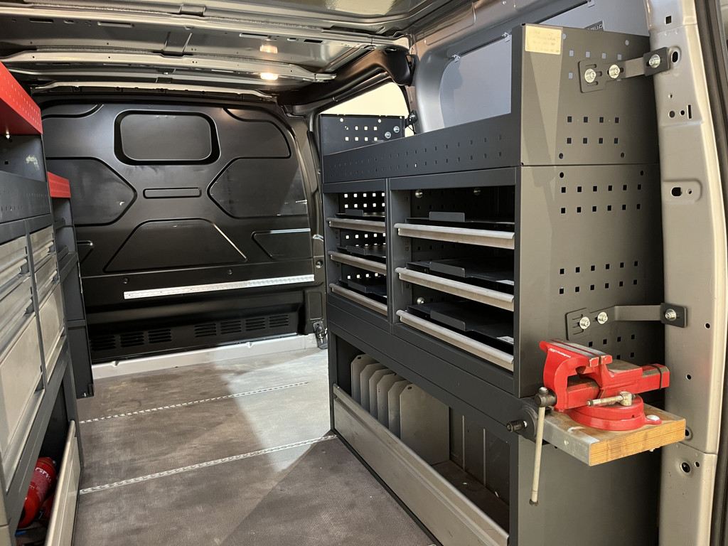 Ford Transit Custom 300 2.0 TDCI L1H1 Trend 130 PK Servicebus / Würth Inrichting / Euro 6 / Airco / Cruise Control / CarPlay / PDC / Navigatie / Klep / 77.000 KM !! 12