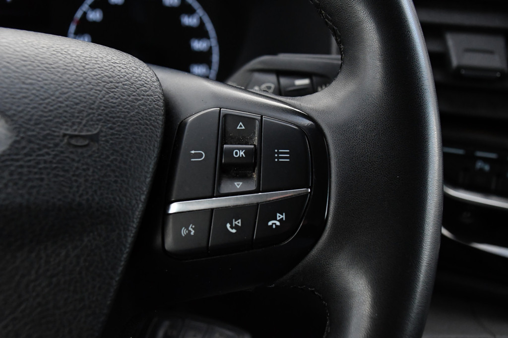 Ford Transit Custom 300 2.0 TDCI L2H1 Active Cruise, Camera, Carplay, LED, Stoelverwarming, 17