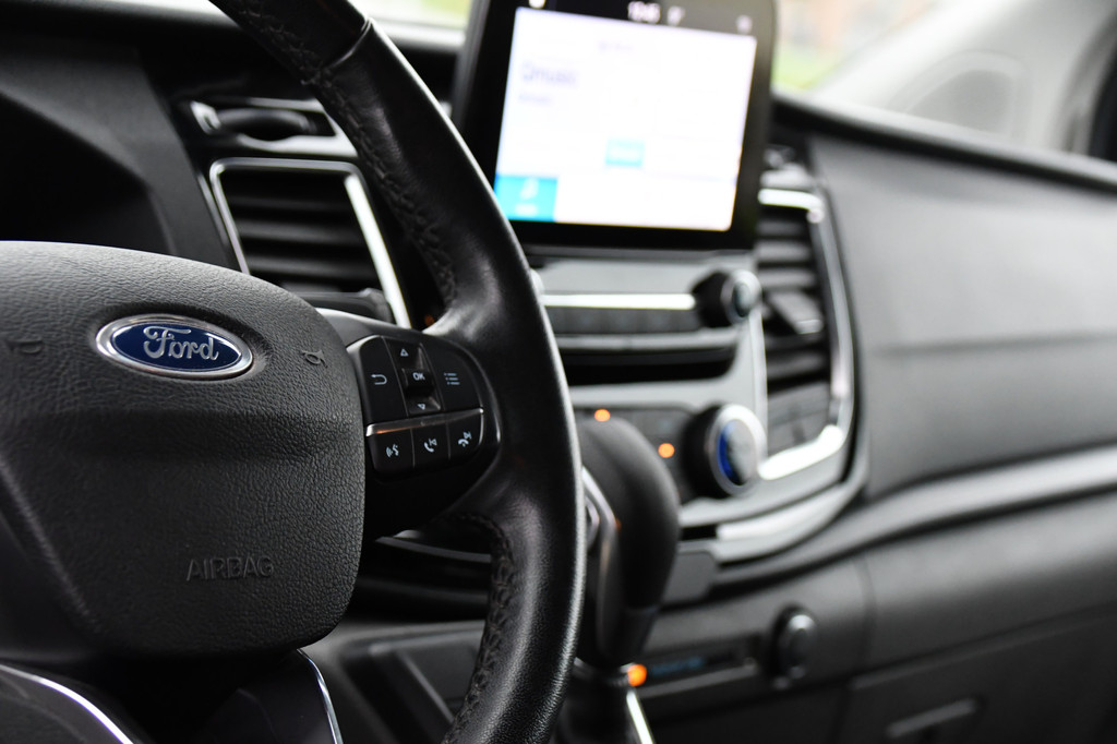 Ford Transit Custom 300 2.0 TDCI L2H1 Black Edition DC Limited Camera, Cruise, Carplay, Automaat, LED, Multimedia, Sensoren, 170PK, UNIEK! 15