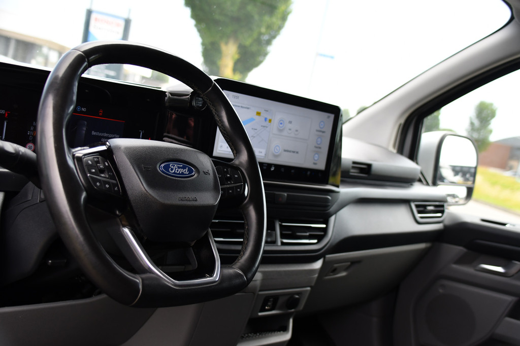 Ford Transit Custom 300 2.0 TDCI L2H1 Limited PB Edition Adaptieve Cruise, Camera, Carplay, 170pk, Automaat, LED, Trekhaak, Stoelverwarming, Sensoren, Uniek! 12