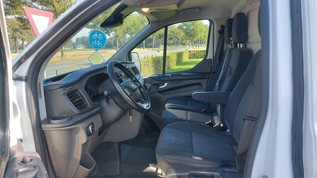 Ford Transit Custom 300 2.0 TDCI L2H1 Trend AIRCO BJ 2020 10
