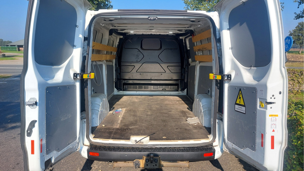 Ford Transit Custom 300 2.0 TDCI L2H1 Trend AIRCO BJ 2020 11