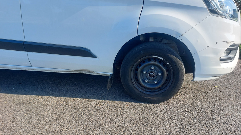 Ford Transit Custom 300 2.0 TDCI L2H1 Trend AIRCO BJ 2020 18