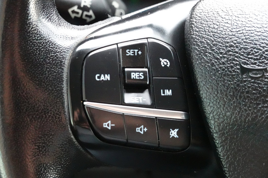 Ford Transit Custom 300 2.0 TDCI L2H1 Trend DC *DUBBELE CABINE* 17