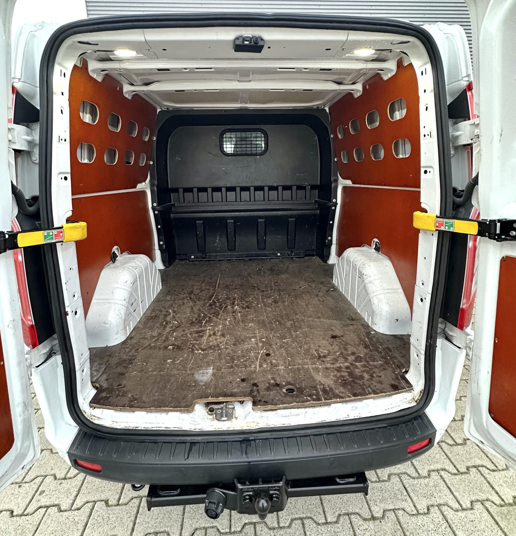 Ford Transit Custom 300 2.0 TDCI L2H1 Trend DC dubbele cabine Trekhaak|Camera|Airco 15