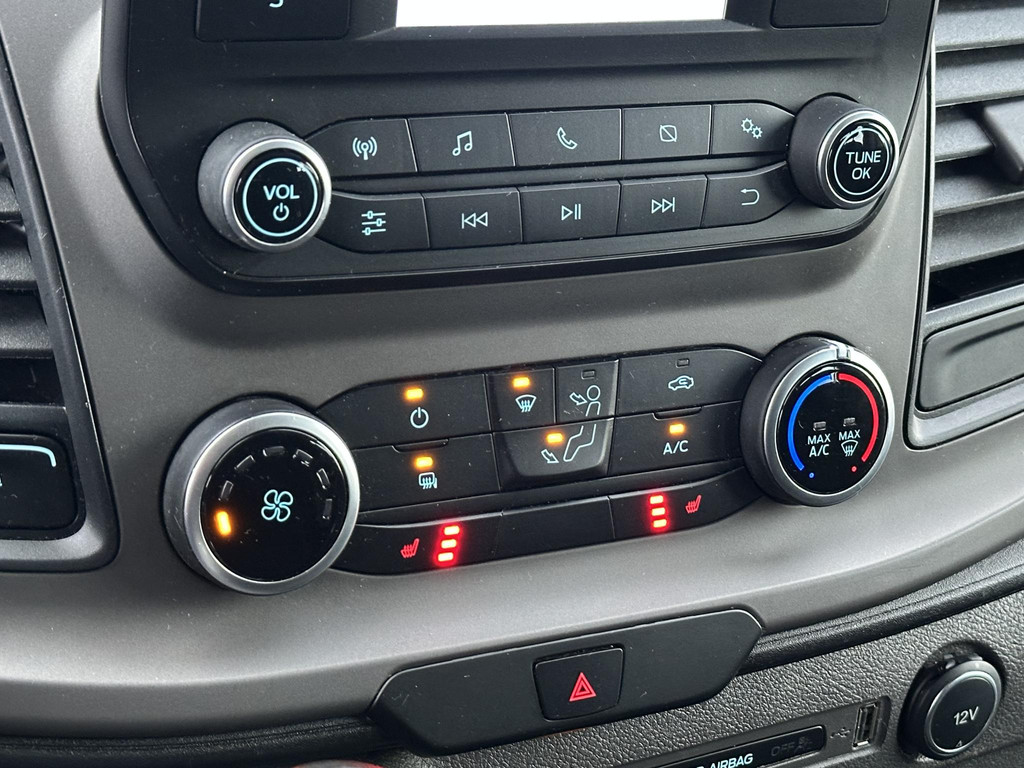 Ford Transit Custom 300 2.0 TDCI L2H1 Trend DC dubbele cabine Trekhaak|Camera|Airco 9