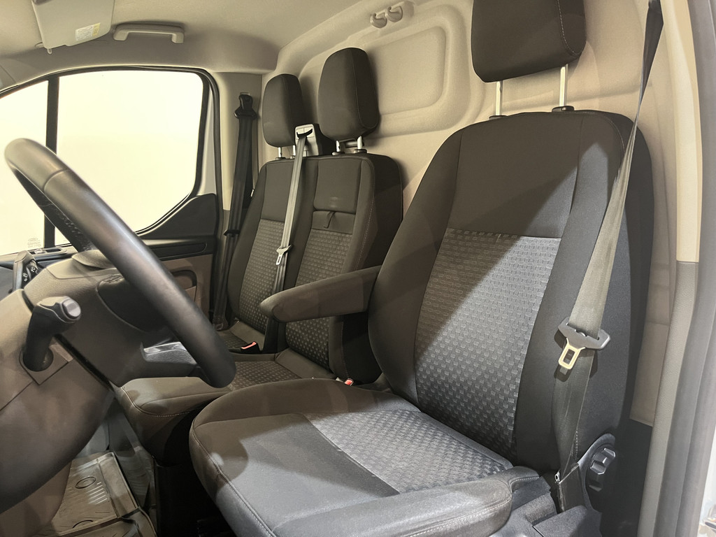 Ford Transit Custom 300 2.0 TDCI L2H1 Trend / Servicebus / Bott Inrichting / Euro 6 / Airco / CarPlay / Camera / Navigatie / 3-Zits 8