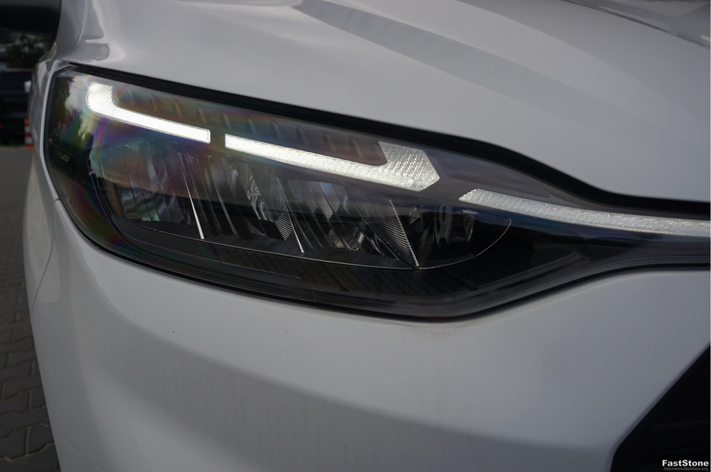 Ford Transit Custom 300L 136PK Limited AUT BPM VRIJ!! Navi, Cam, Adap. Cruise, 16 LM, Trekhaak!! NR. A52* 17