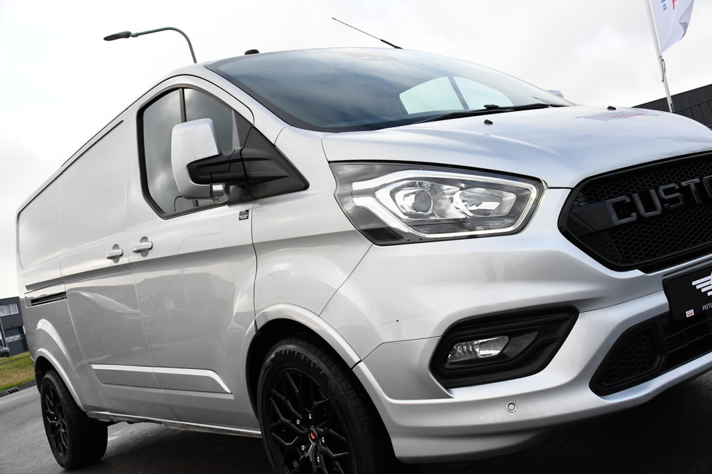 Ford Transit Custom 310 2.0 TDCI L2H1 Sport MARGE! Camera, Cruise, 170pk, Automaat, LED, Sensoren, Carpay, Trekhaak, Uniek! 12