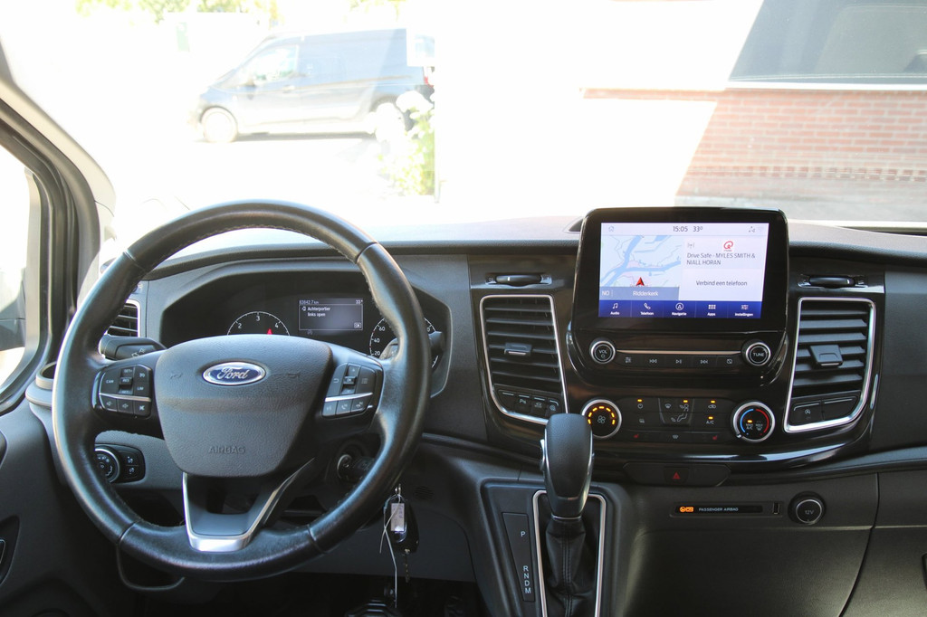 Ford Transit Custom 320 2.0 TDCI 130PK AUT L2H1 Platinum Edition DC / 5 pers / Trekhaak 13