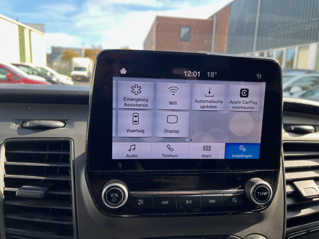 Ford Transit Custom 320 2.0 TDCI 130PK Automaat L1H1 Trend / Trekhaak / Sync 3 app connect 14