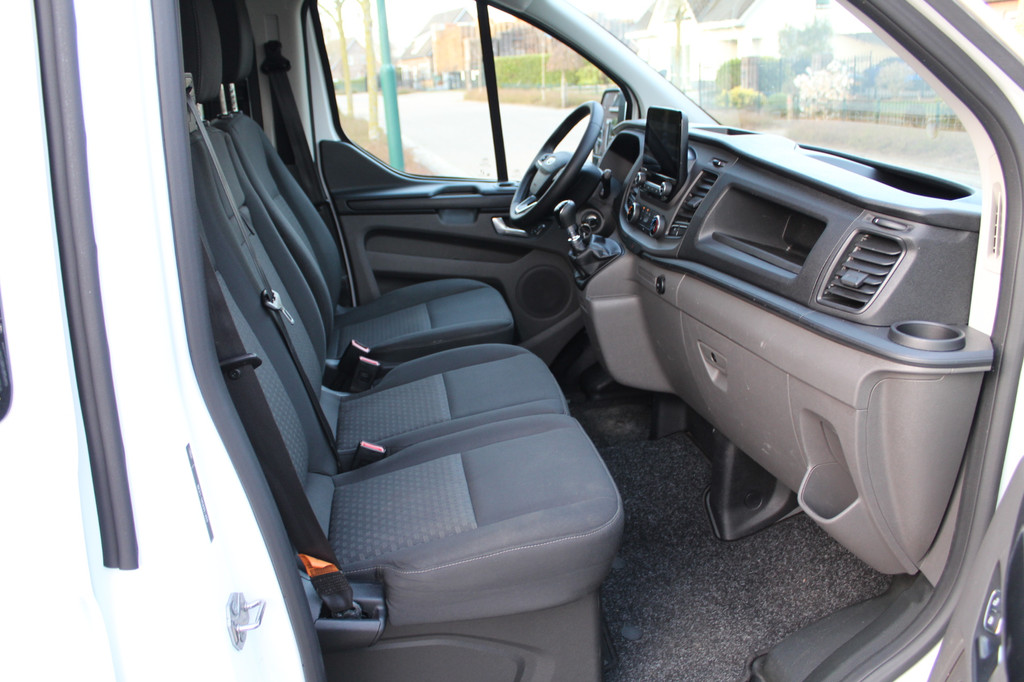 Ford Transit Custom 320 2.0 TDCI 130PK Euro6 L2H1 Trend DC Dubbele Cabine 6-persoons 12