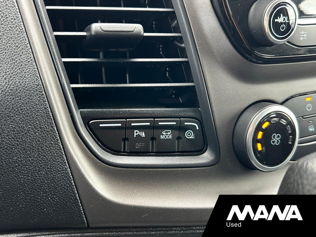 Ford Transit Custom 320 2.0TDCI 130PK L2H1 Automaat Trend DC Airco Trekhaak 6 Zits Cruise Carplay 16