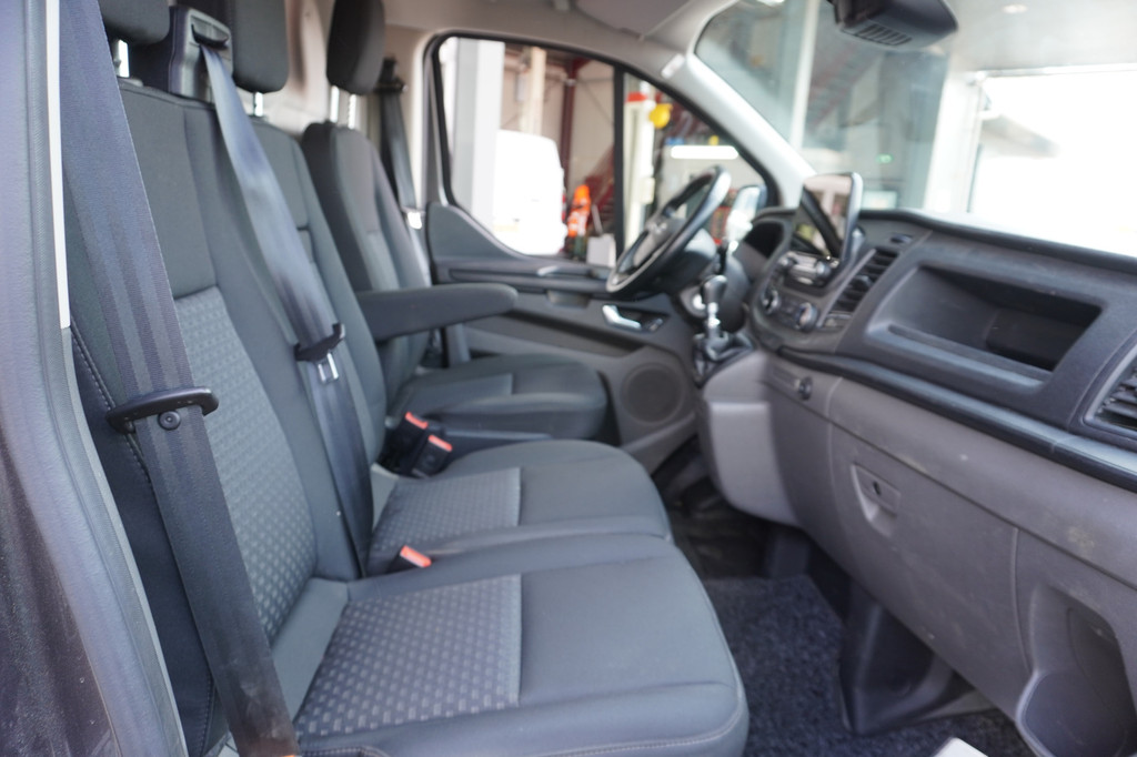 Ford Transit Custom 320 2.0 TDCI 130PK L2H1 Trend Nr. V102 | Airco | Cruise | Camera | Apple CP - Android auto 14