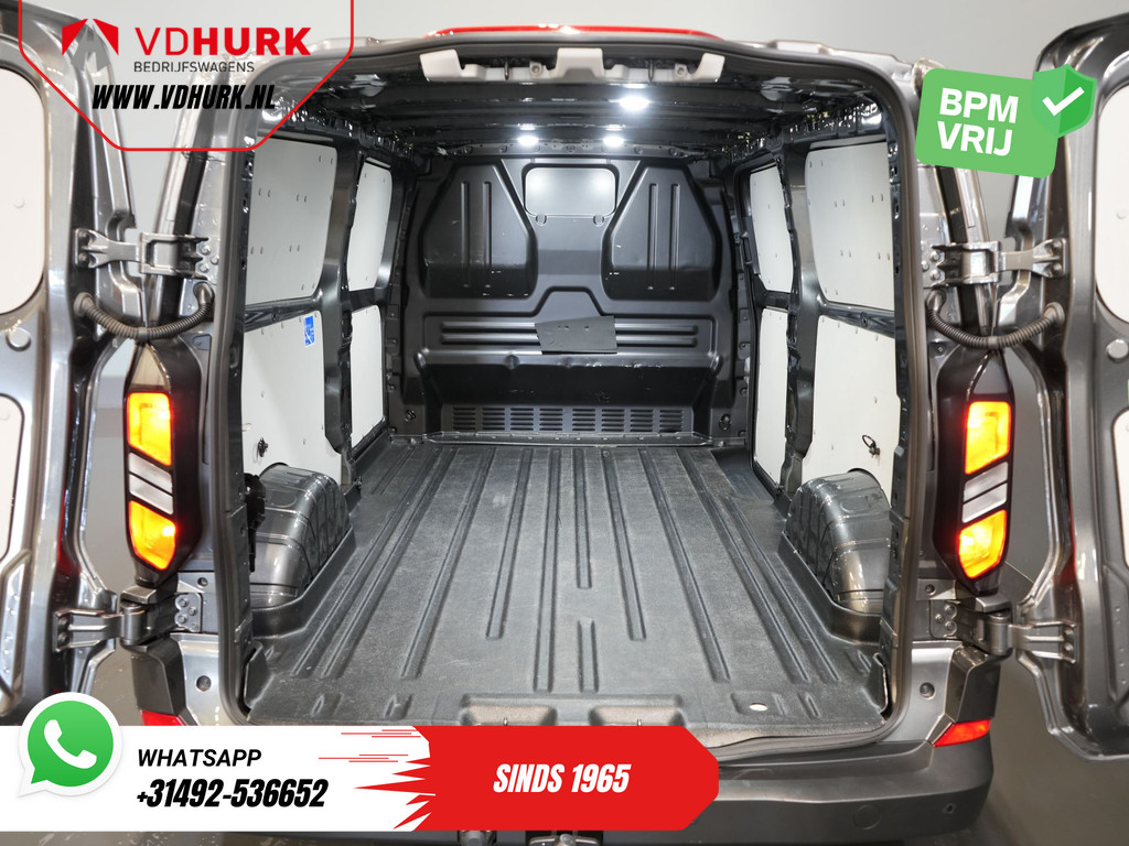 Ford Transit Custom 320 2.0 TDCI 136 pk Aut. L2 Trend BPM VRIJ! Garantie 3-28/ LED/ Adapt.Cruise/ 2.7t Trekverm./ Carplay/ Camera/ Trekhaak 15