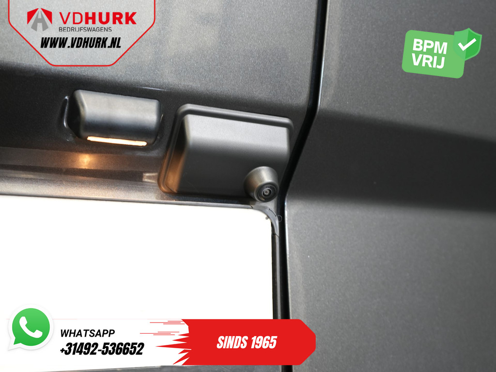 Ford Transit Custom 320 2.0 TDCI 136 pk Aut. L2 Trend BPM VRIJ! Garantie 3-28/ LED/ Adapt.Cruise/ 2.7t Trekverm./ Carplay/ Camera/ Trekhaak 16