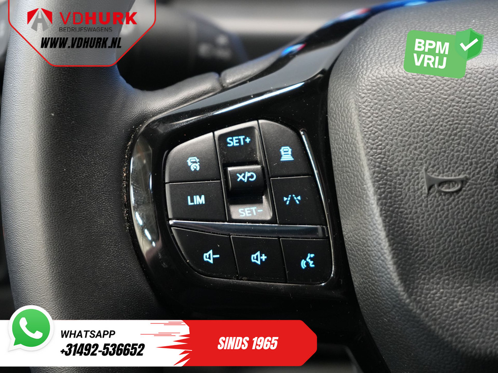 Ford Transit Custom 320 2.0 TDCI 136 pk Aut. L2 Trend BPM VRIJ! Garantie 3-28/ LED/ Adapt.Cruise/ 2.7t Trekverm./ Carplay/ Camera/ Trekhaak 20