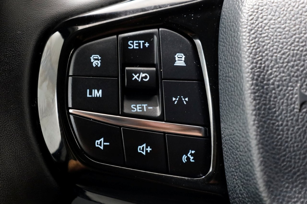 Ford Transit Custom 320 2.0 TDCI 136pk L2H1 Trend LED/ACC/Navi/Camera 06-2024 17