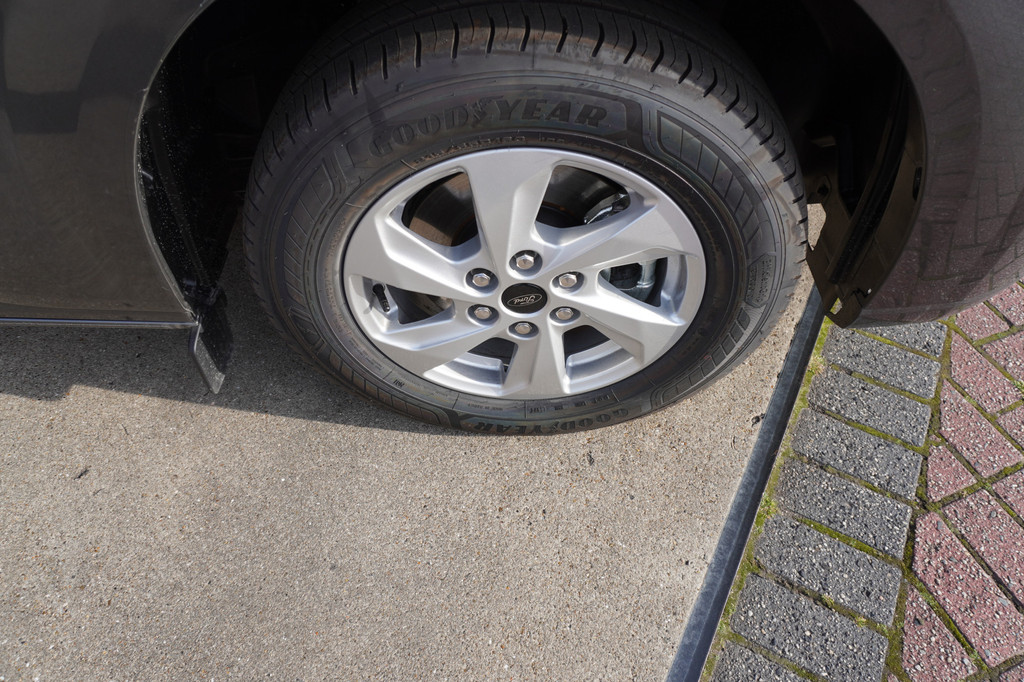 Ford Transit Custom 320 2.0 TDCI 170pk L2H1 Limited Schuifdeur L+R Automaat Nr. V126 | Airco | Adap. Cruise | Camera | Navi | Blis 10