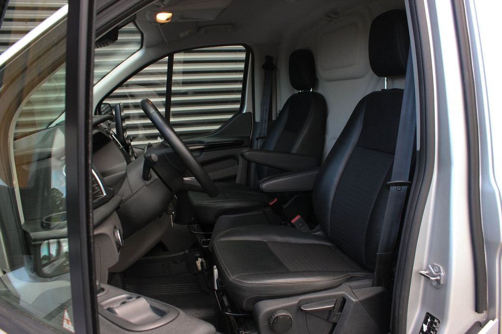 Ford Transit Custom 320 2.0 TDCI L1H1 Sport 185PK 1X SCHUIFDEUR / SPECIAL CUSTOM / 98DKM / AUTOMAAT / APPLE CARPLAY / FULL OPTIONS 12