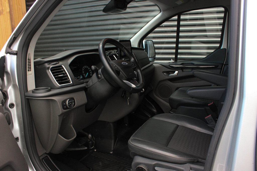 Ford Transit Custom 320 2.0 TDCI L1H1 Sport 185PK 1X SCHUIFDEUR / SPECIAL CUSTOM / 98DKM / AUTOMAAT / APPLE CARPLAY / FULL OPTIONS 17