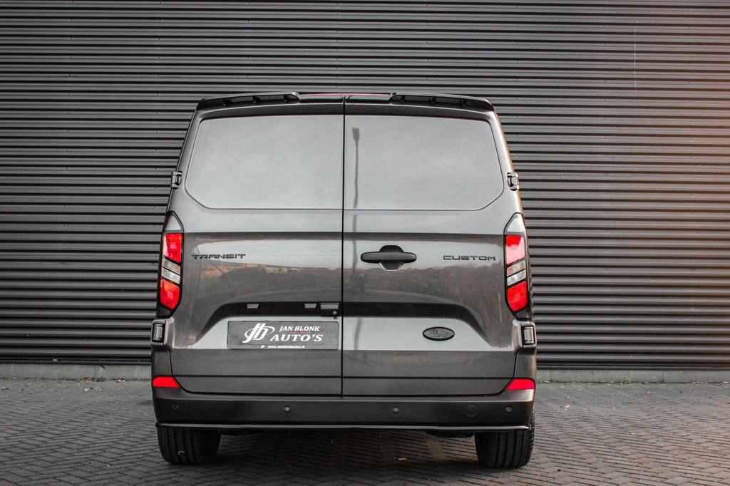 Ford Transit Custom 320 2.0 TDCI L2H1 AUTOMAAT 170PK JB- EDITION / FULL BLACK / APPLE CARPLAY / 3- ZITS / MY2024 / DIRECT RIJDEN 20