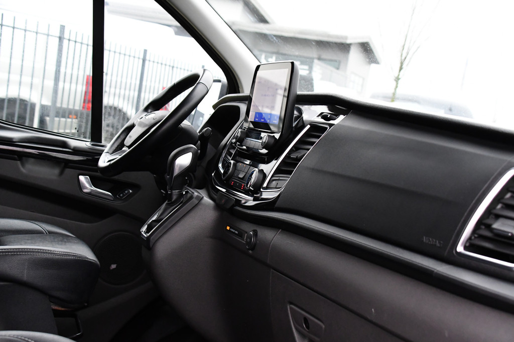 Ford Transit Custom 320 2.0 TDCI L2H1 Black Platinum Edition Camera, Cruise, Carplay, Leder, Xenon, Automaat, Trekhaak, Stoelverwarming, 2 x Schuifdeur, Uniek! 14
