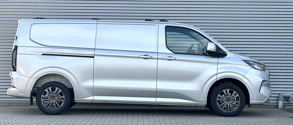 Ford Transit Custom 320 2.0 TDCI L2H1 LIMITED BPM VRIJ 12