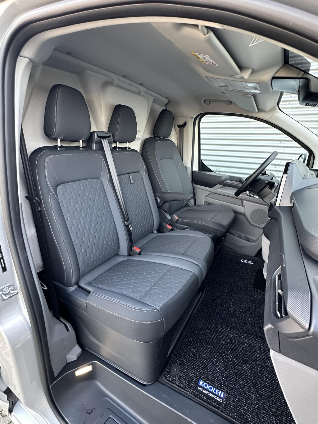 Ford Transit Custom 320 2.0 TDCI L2H1 LIMITED BPM VRIJ 13