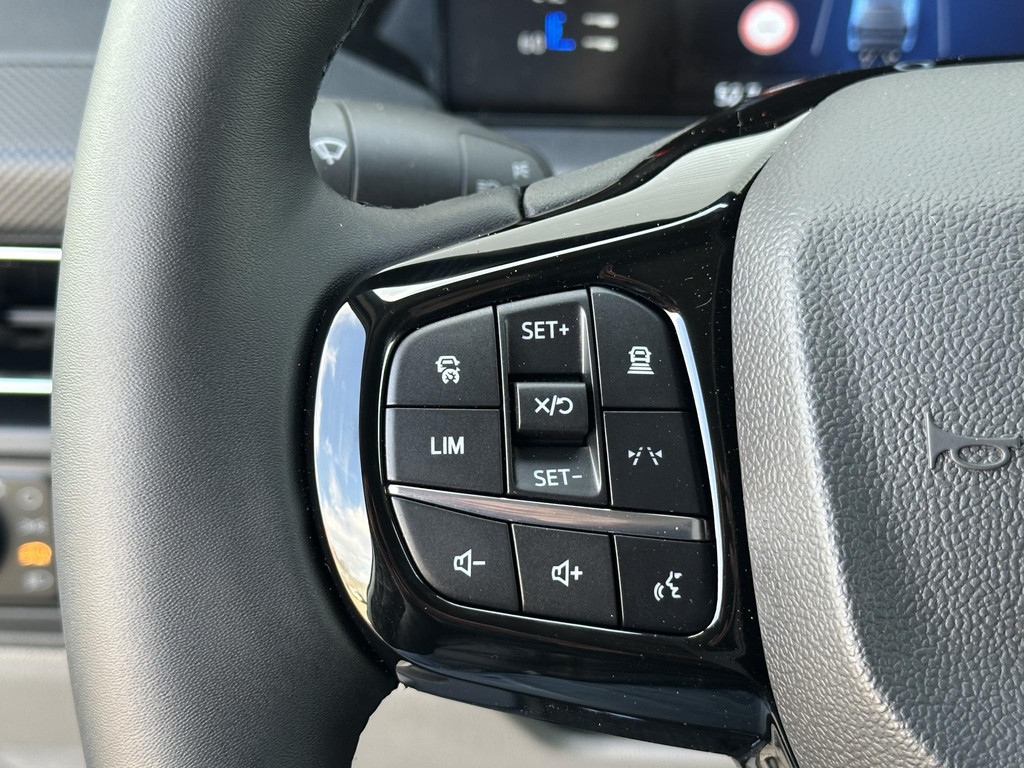 Ford Transit Custom 320 2.0 TDCI L2H1 LIMITED BPM VRIJ 15