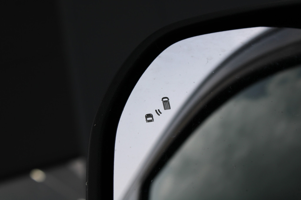 Ford Transit Custom 320 2.0 TDCI L2H1 Limited 150pk - 2x Schuifdeur - Adaptive Cruise - Verwarmd stuur - Blind spot - Navigatie - Camera - Draadloos laden - Rijklaar 13