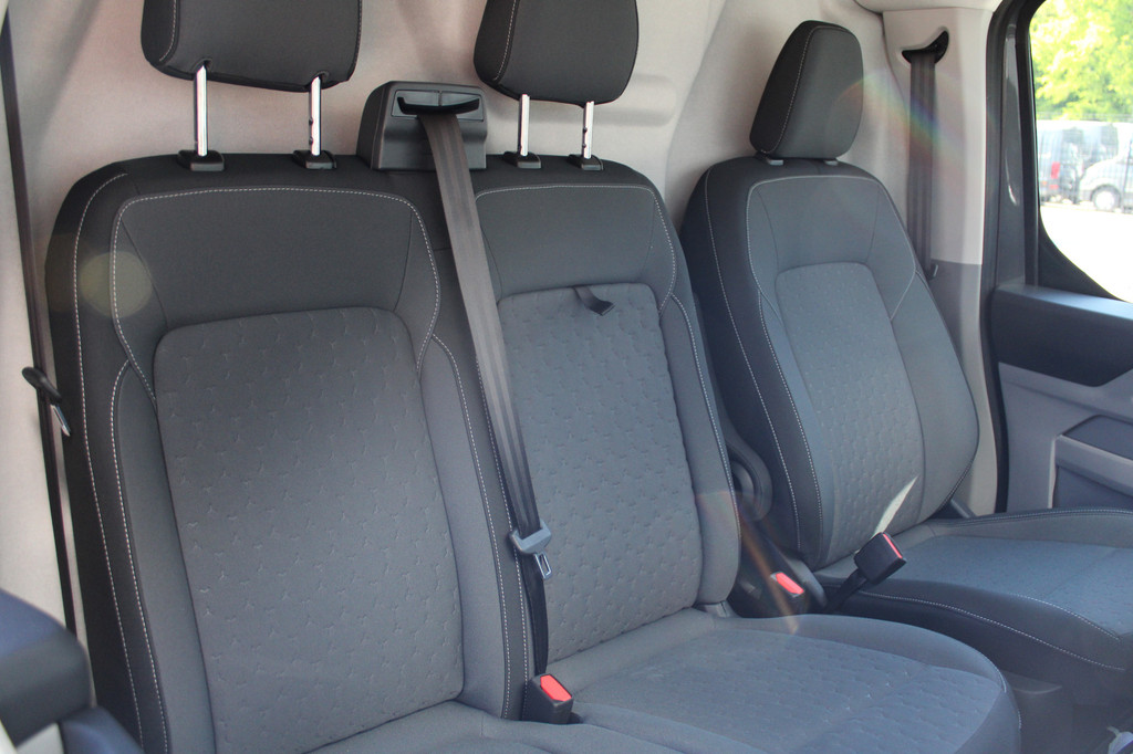 Ford Transit Custom 320 2.0 TDCI L2H1 Limited 150pk - 2x Schuifdeur - Adaptive Cruise - Verwarmd stuur - Blind spot - Navigatie - Camera - Draadloos laden - Rijklaar 19